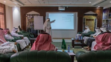 صورة حاتم الرحيلي يقدم دورة تدريبية لمنسوبي وكالة المسجد النبوي في الصناعة الإعلامية الحديثة